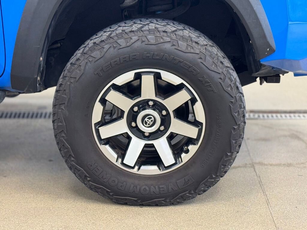 Used 2020 Toyota Tacoma 4WD SR5 Truck Double Cab
