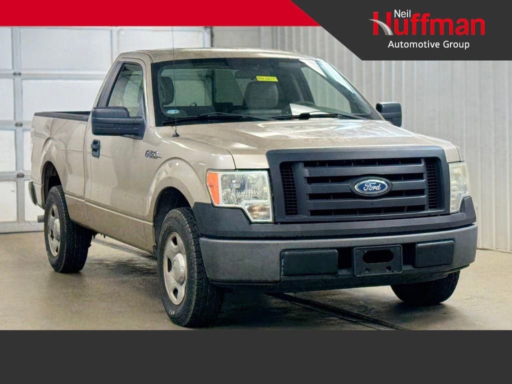 2009 Ford F-150 XL Regular Cab 126-in Styleside's photo
