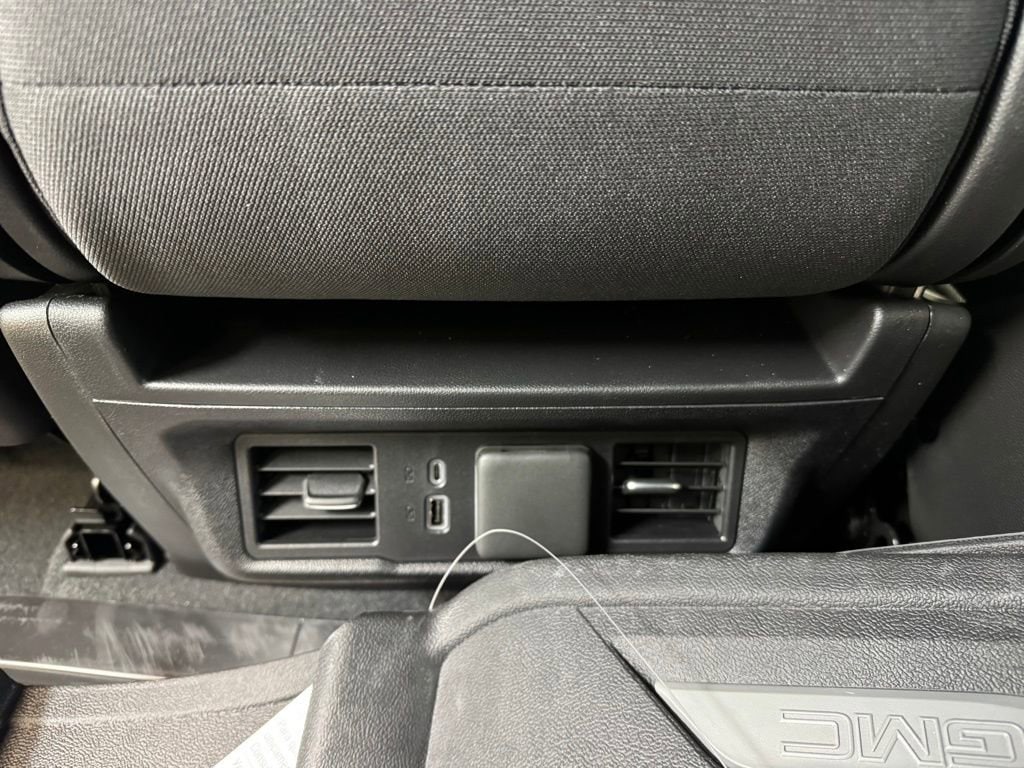 2026 GMC Sierra 1500 SLE - Photo 18