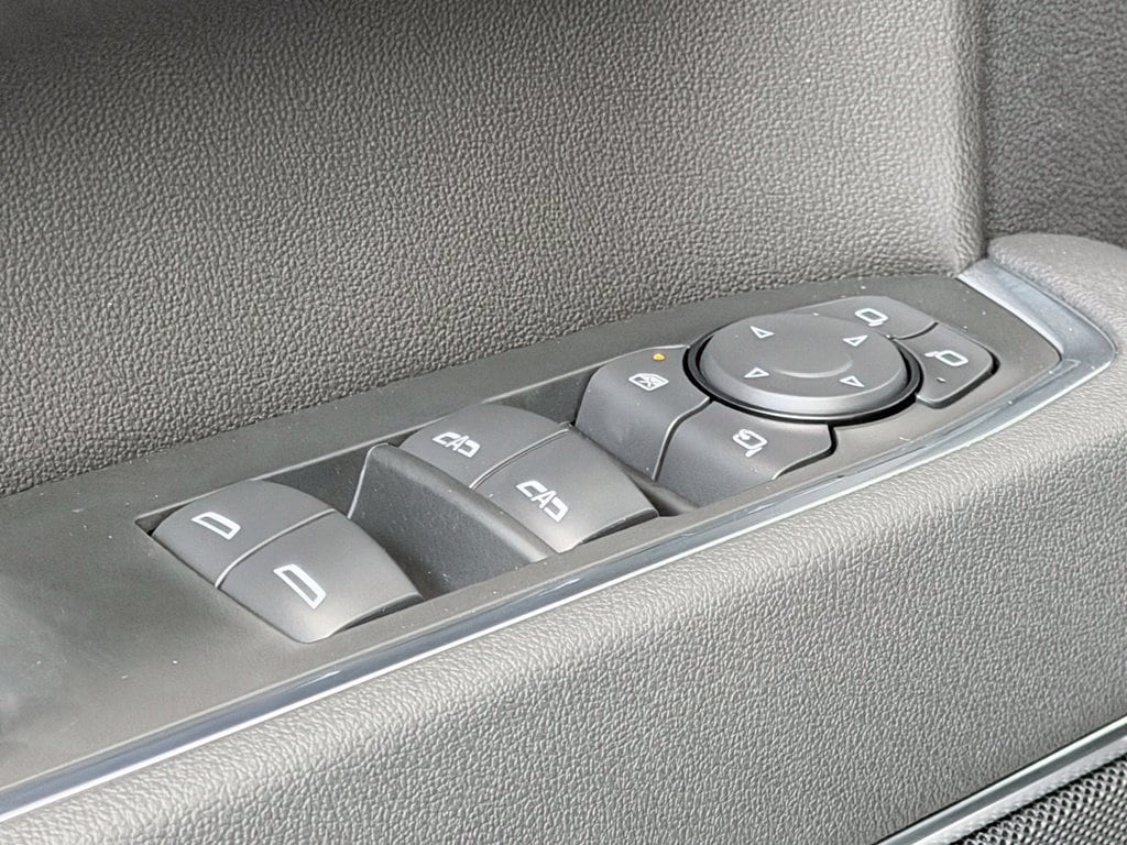 2026 GMC Sierra 1500 SLT - Photo 14