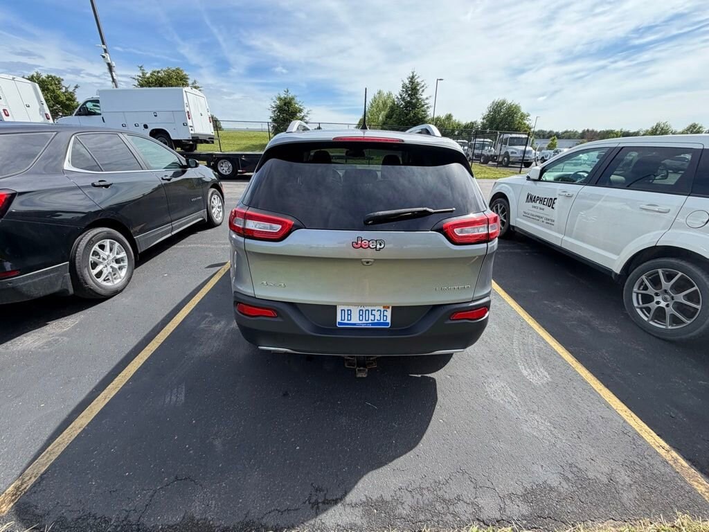 Used 2017 Jeep Cherokee Limited SUV