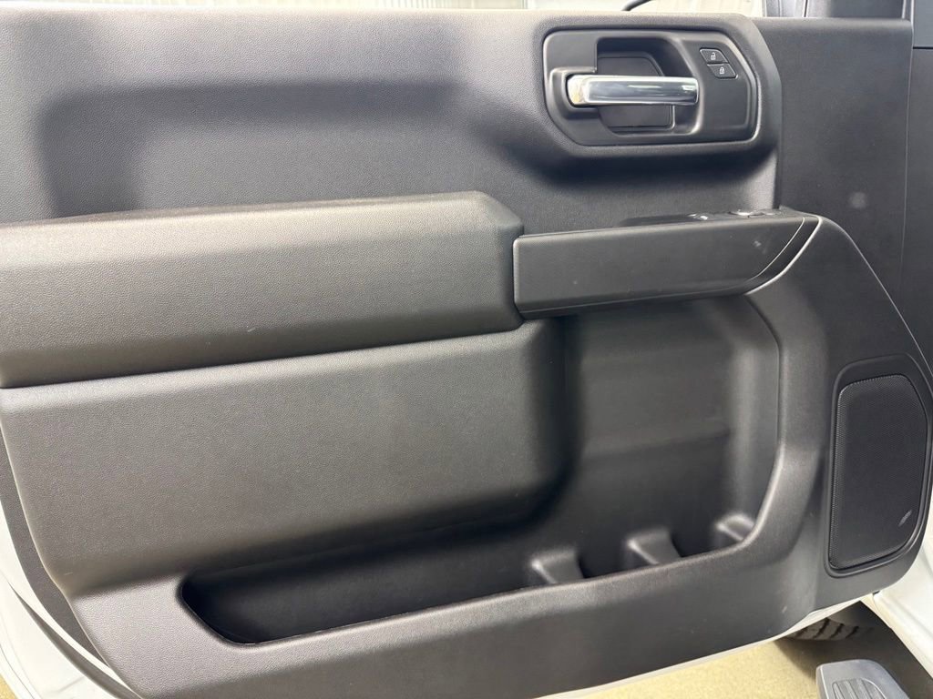 2026 GMC Sierra 2500HD Pro - Photo 9