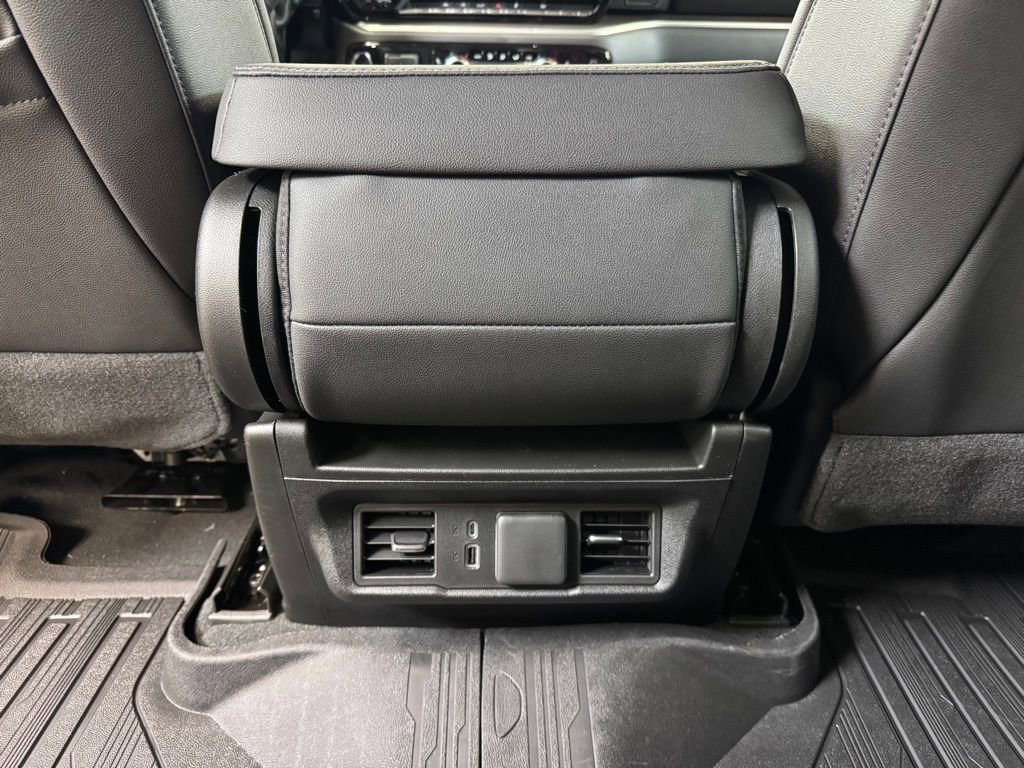 2026 GMC Sierra 1500 SLT - Photo 18
