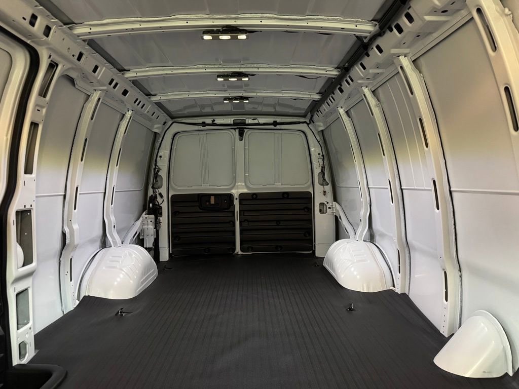 2026 GMC Savana Cargo Work Van - Photo 13