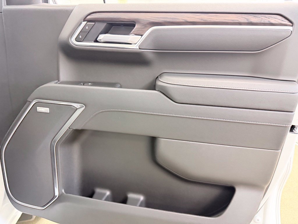 2026 GMC Sierra 1500 SLT - Photo 37