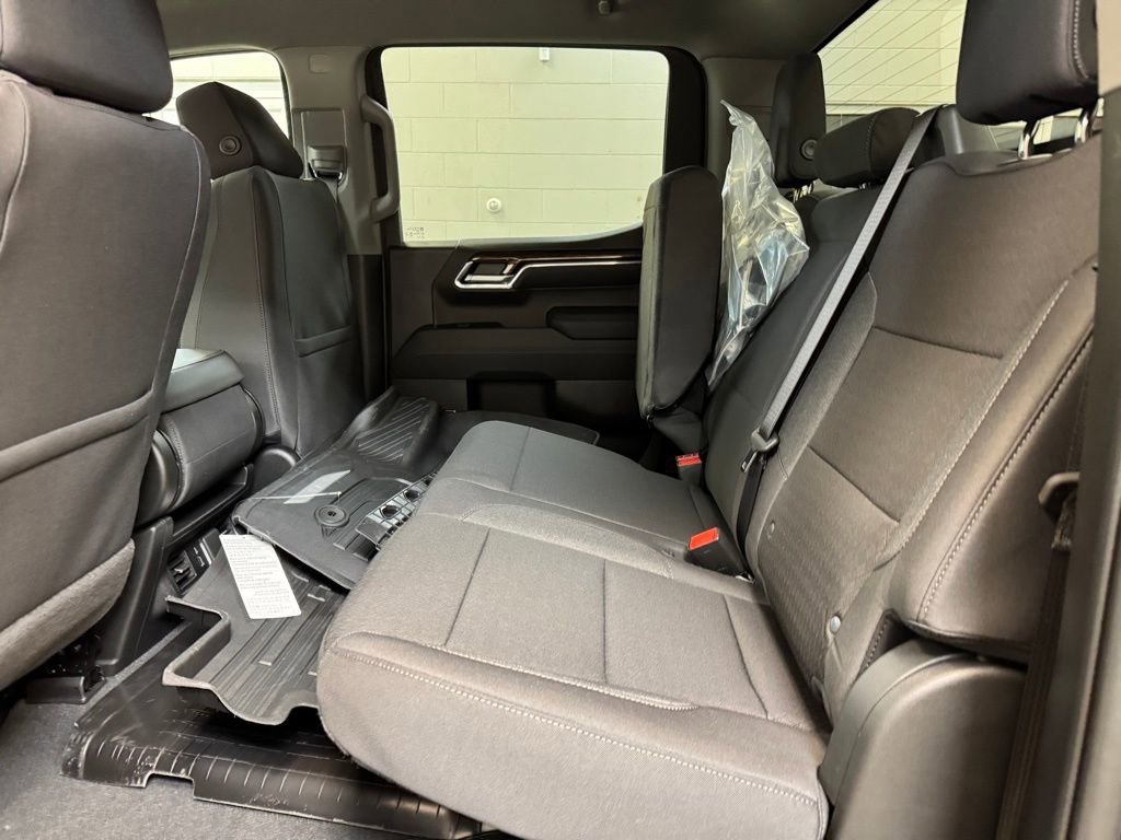 2026 GMC Sierra 1500 SLE - Photo 17