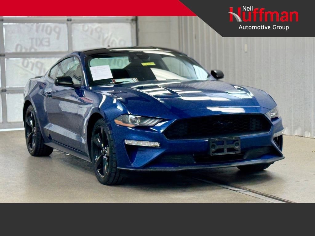 2022 Ford Mustang EcoBoost Coupe's photo