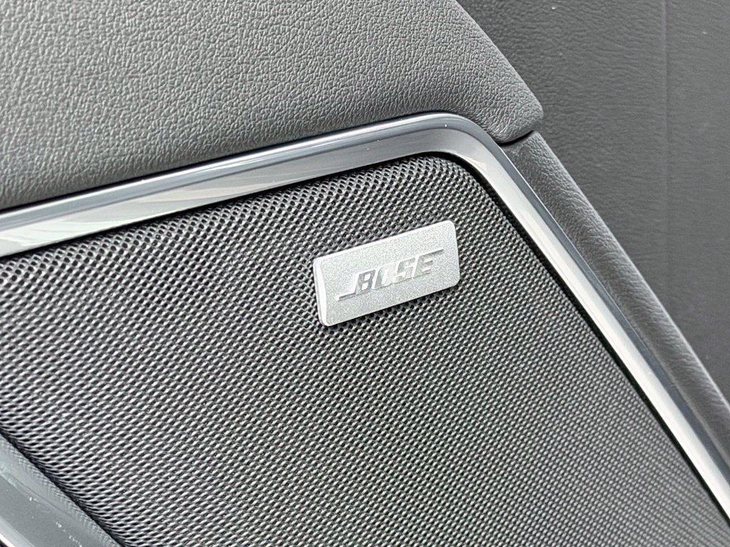 2026 GMC Sierra 1500 SLT - Photo 15