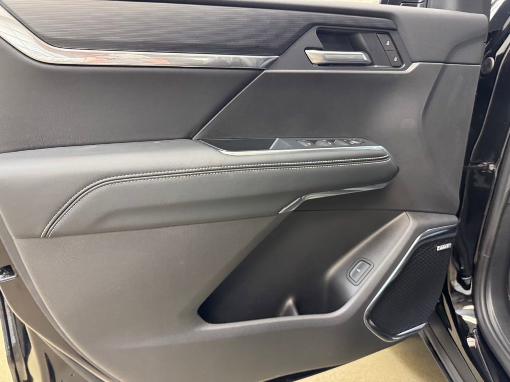 2026 GMC Acadia Elevation - Photo 8