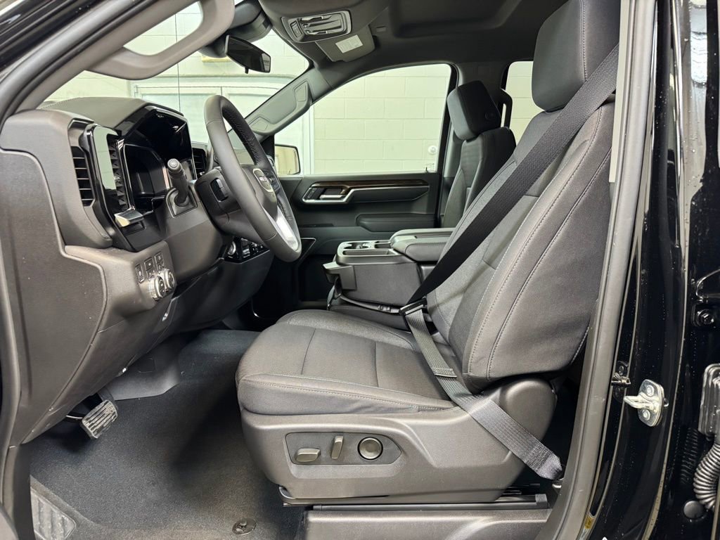 2026 GMC Sierra 1500 SLE - Photo 13