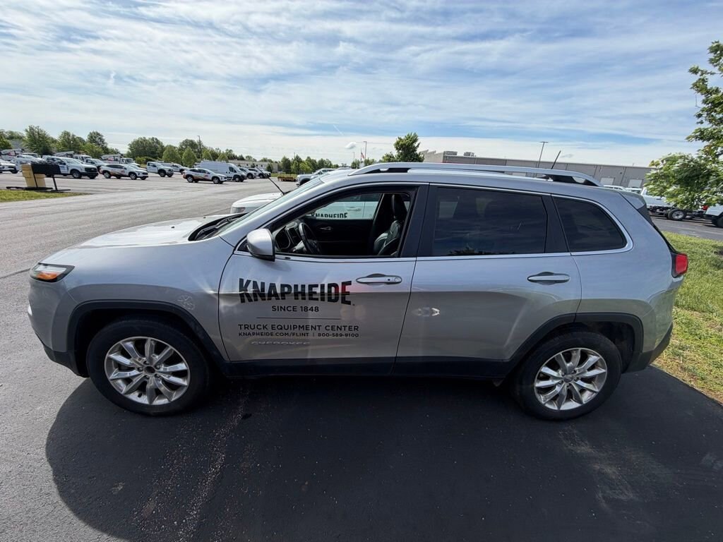 Used 2017 Jeep Cherokee Limited SUV