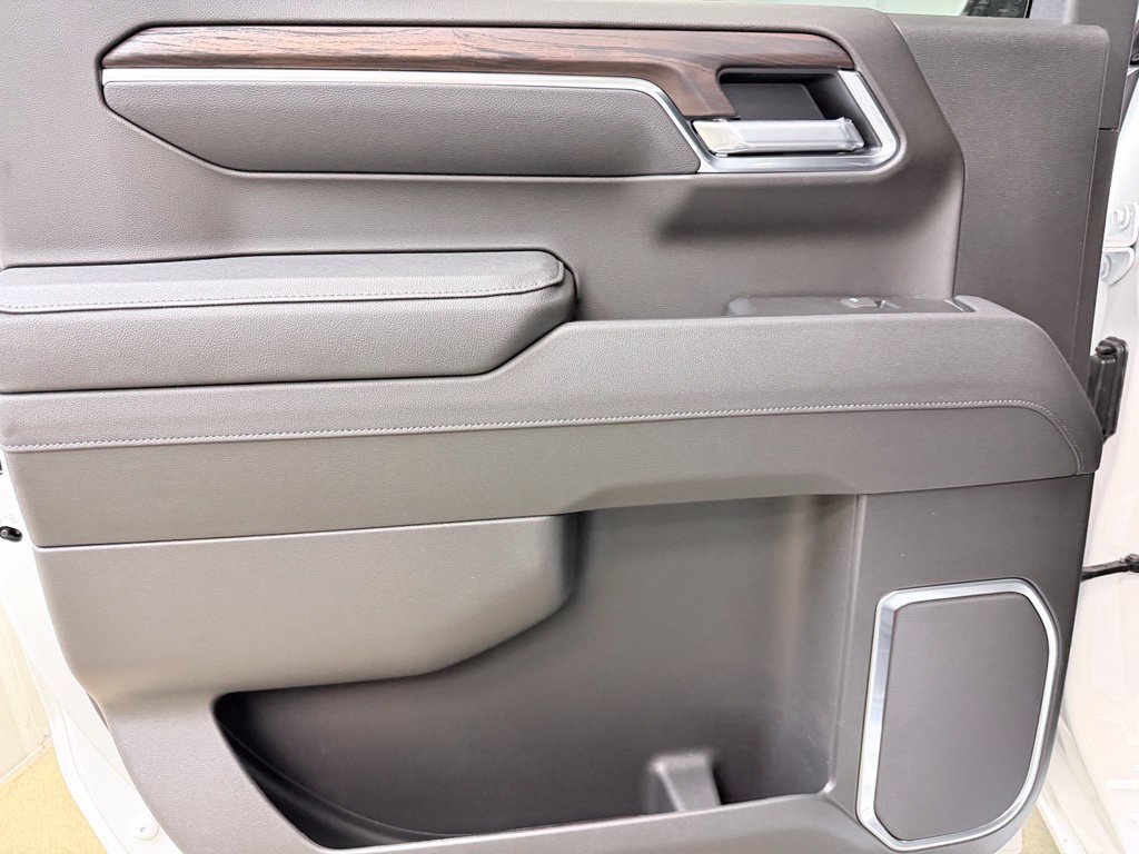 2026 GMC Sierra 1500 SLT - Photo 21