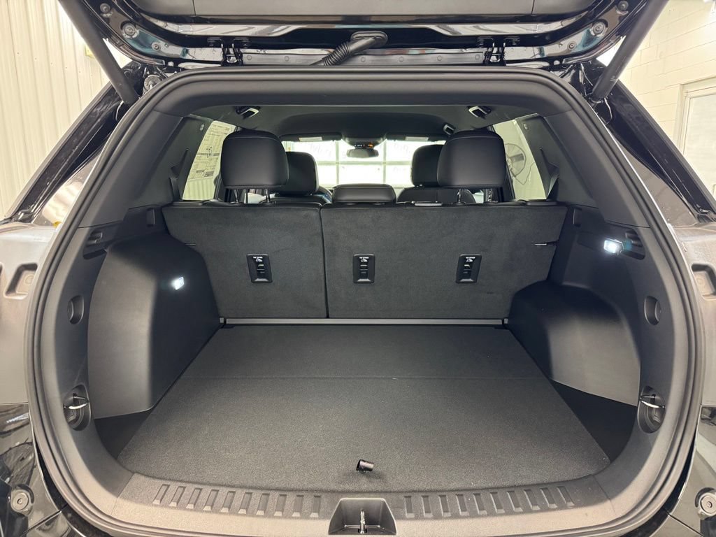 2026 GMC Terrain AT4 - Photo 24