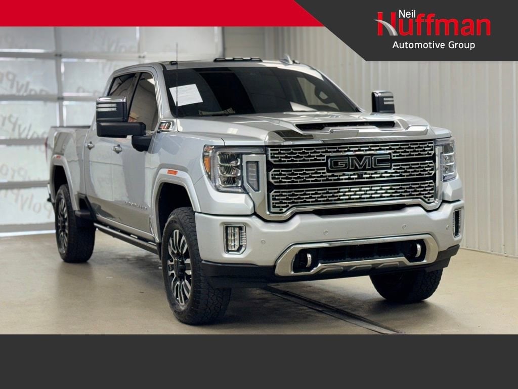 2022 GMC Sierra 4WD Crew Cab Standard Box Denali's photo