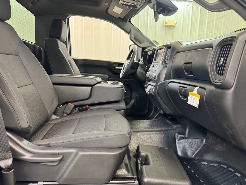 2026 GMC Sierra 2500HD Pro - Photo 18