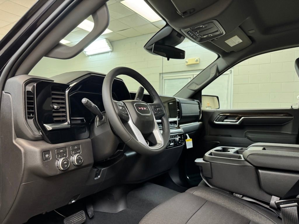 2026 GMC Sierra 1500 SLE - Photo 14
