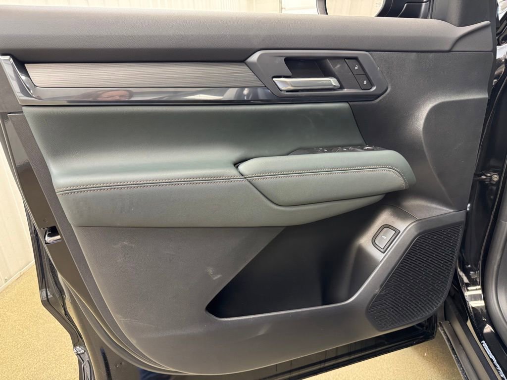 2026 GMC Terrain AT4 - Photo 8