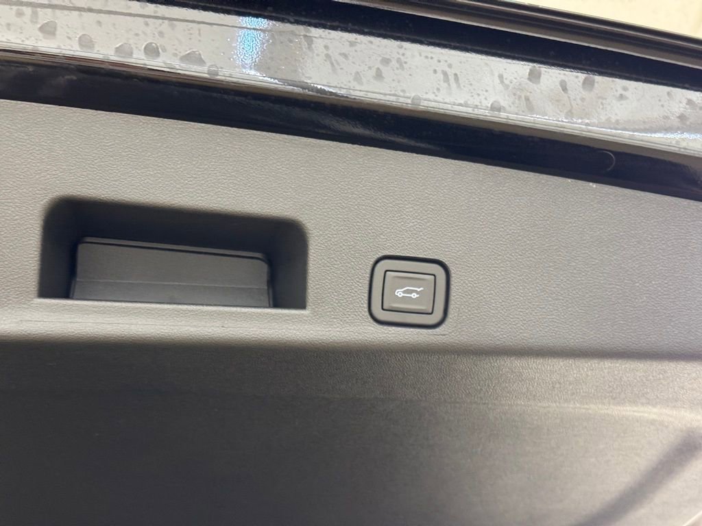2026 GMC Acadia Elevation - Photo 25