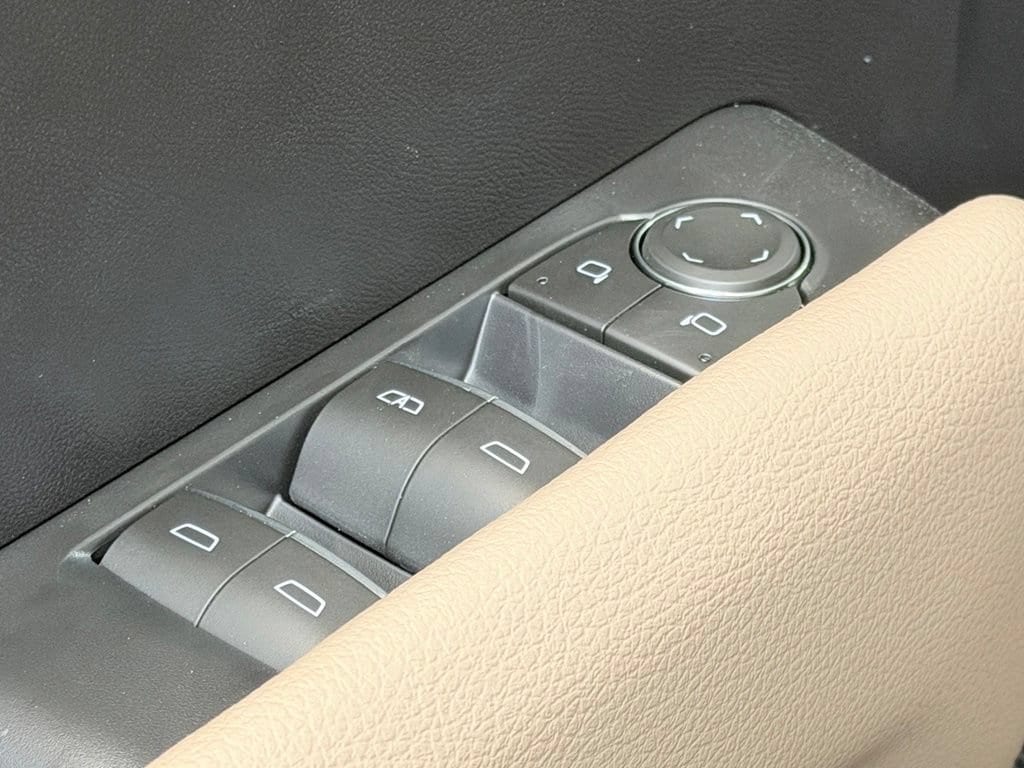 2026 GMC Canyon Denali - Photo 12