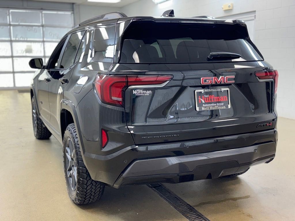 2026 GMC Terrain AT4 - Photo 7