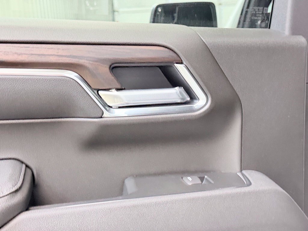 2026 GMC Sierra 1500 SLT - Photo 22