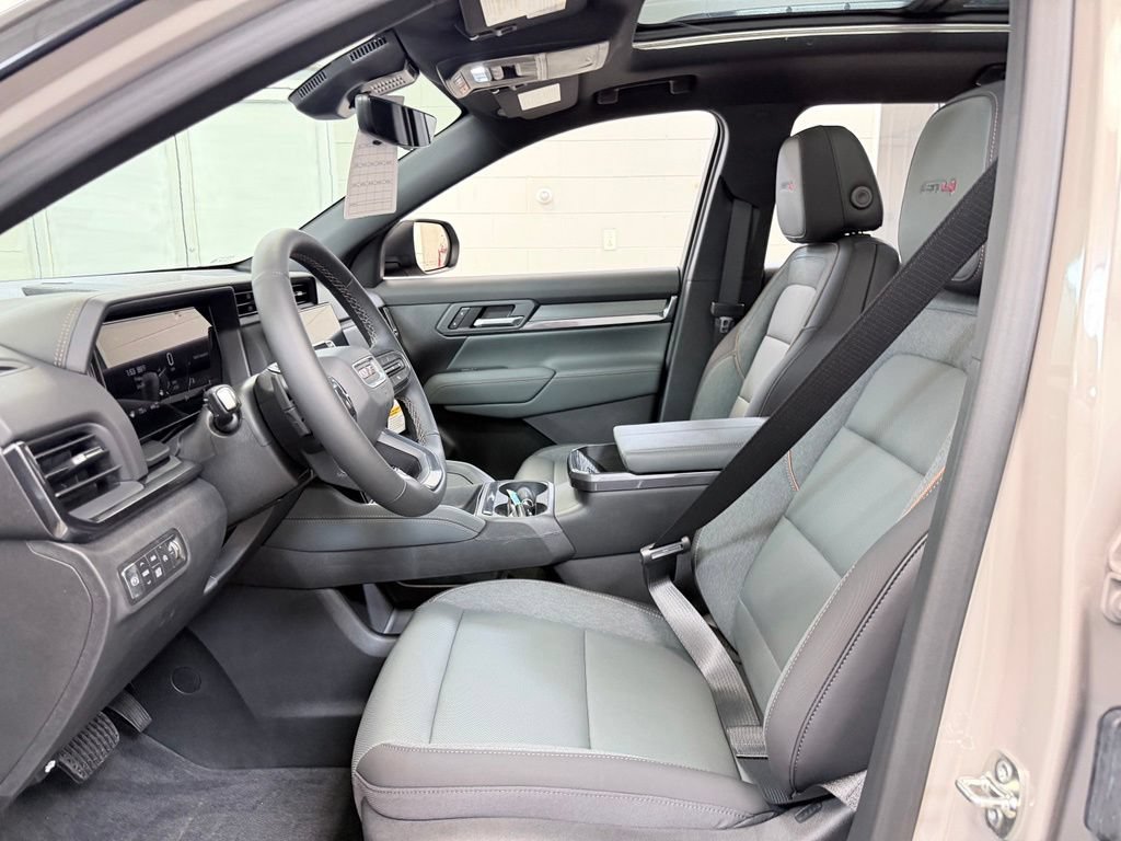 2026 GMC Terrain AT4 - Photo 14