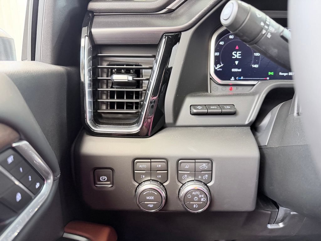 2026 GMC Sierra 2500HD Denali Ultimate - Photo 38