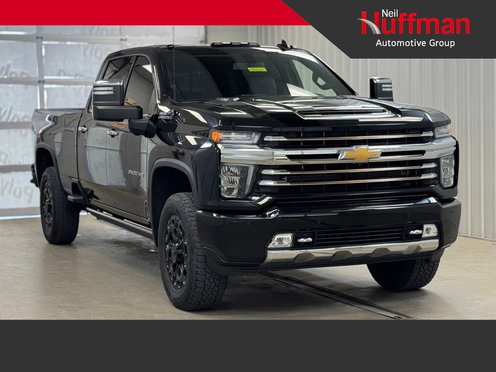 2022 Chevrolet Silverado HD High Country 4WD Crew Cab Long Box SRW's photo