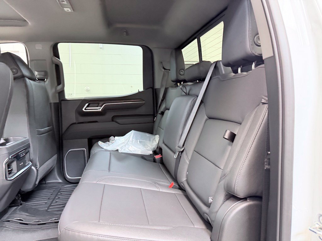 2026 GMC Sierra 1500 SLT - Photo 25