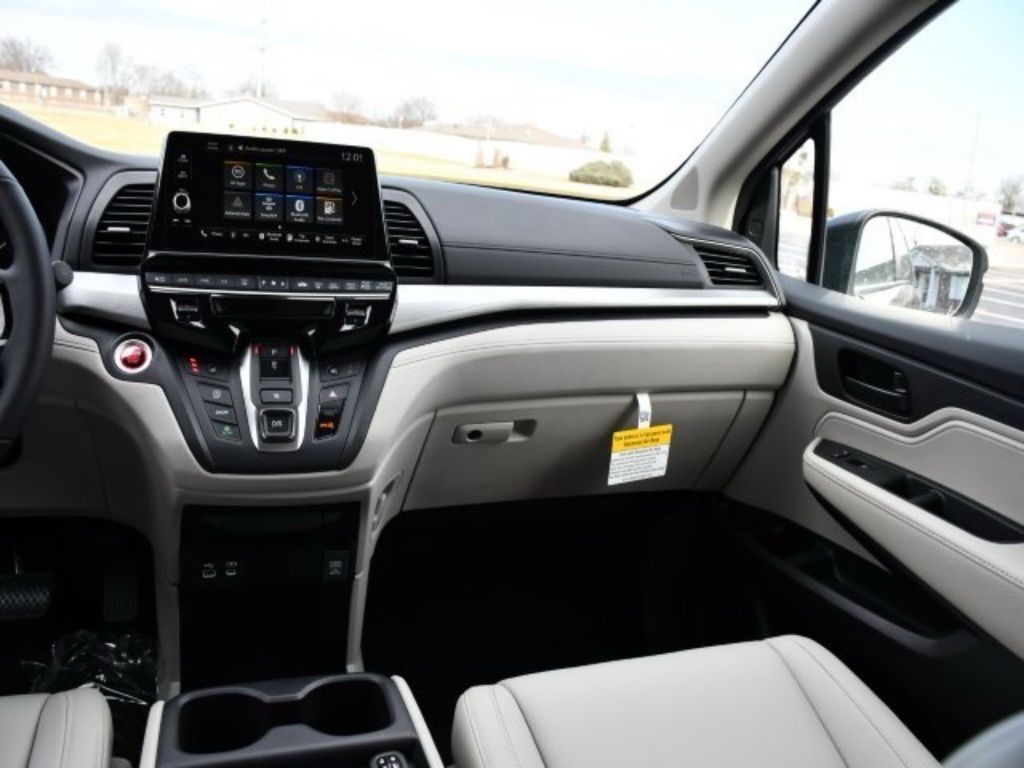 2026 Honda Odyssey EX-L - Photo 22