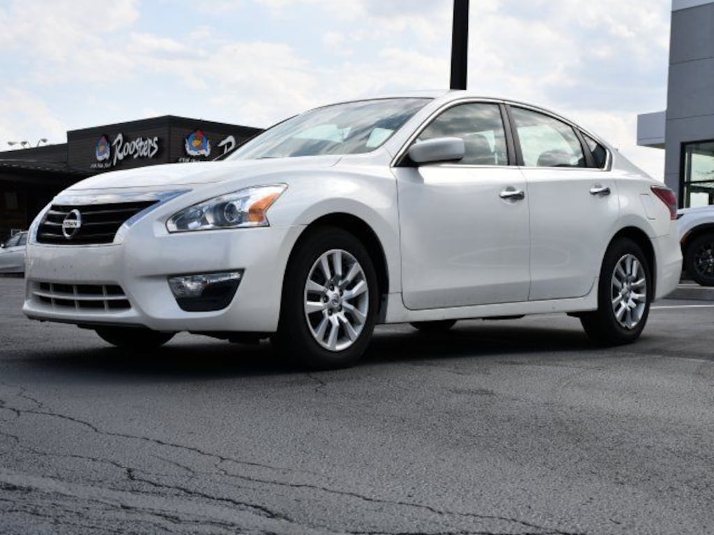 Used 2013 Nissan Altima 2.5 S Sedan