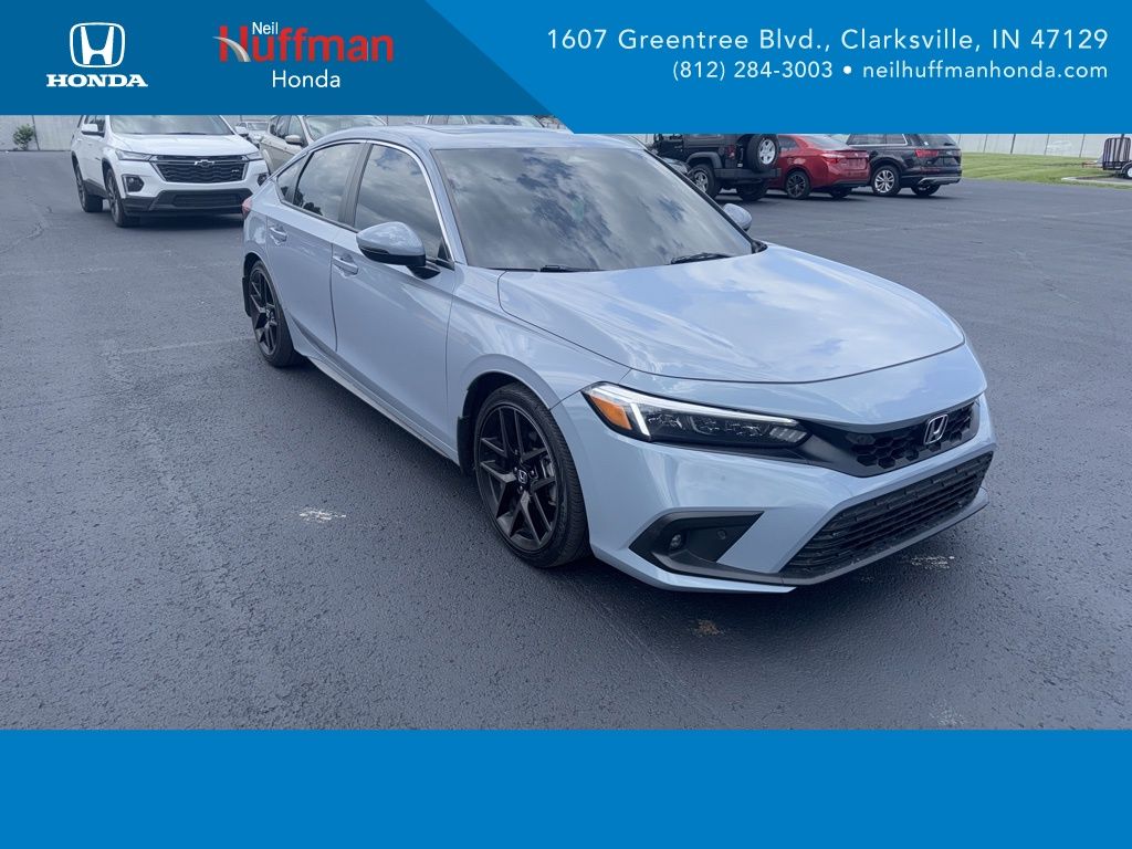 2024 Honda Civic Sport Touring Manual's photo