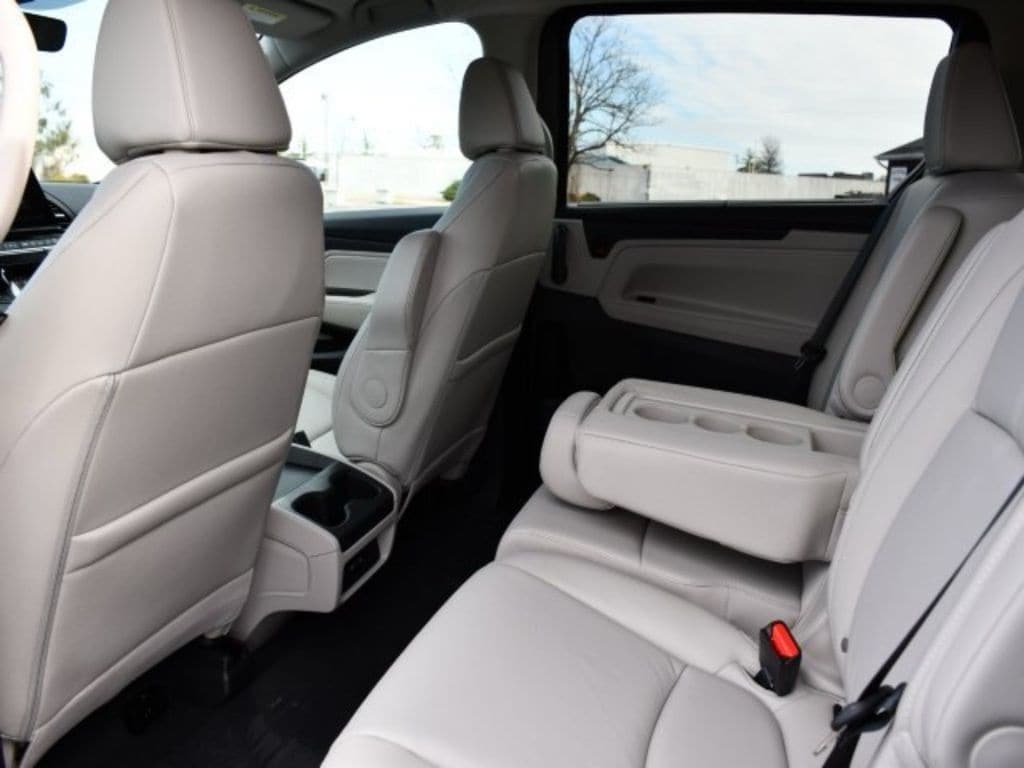 2026 Honda Odyssey EX-L - Photo 18