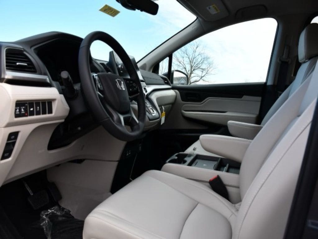 2026 Honda Odyssey EX-L - Photo 13