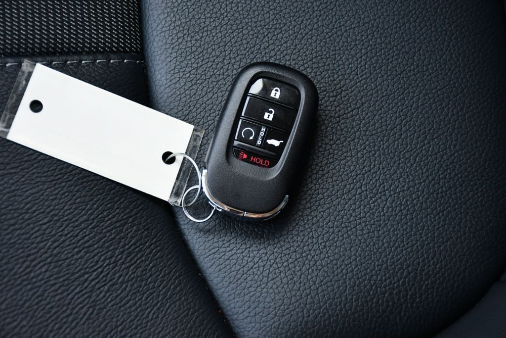 2025 Honda Pilot Touring - Photo 19