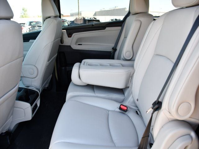 2026 Honda Odyssey EX-L - Photo 18
