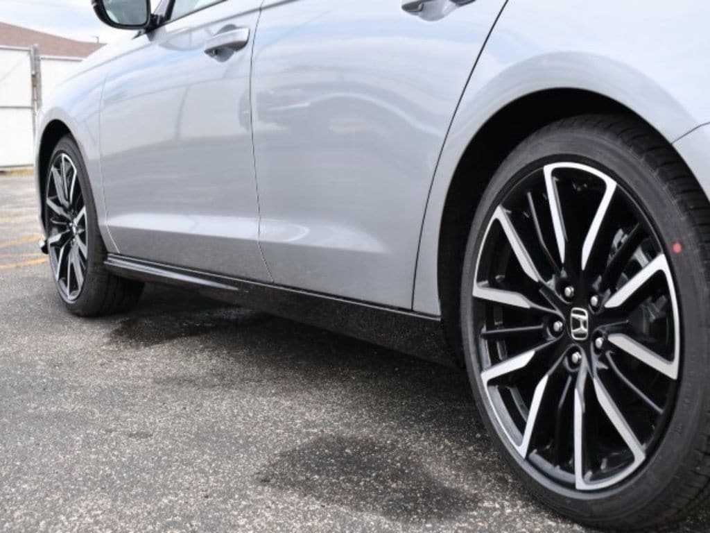 2025 Honda Accord Hybrid Touring - Photo 9