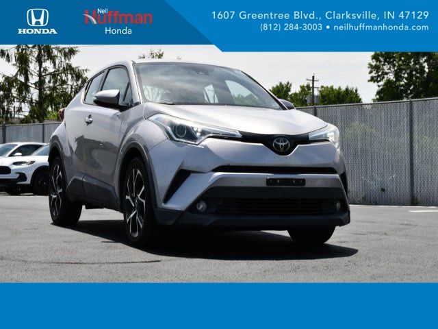 2018 Toyota C-HR XLE Premium's photo