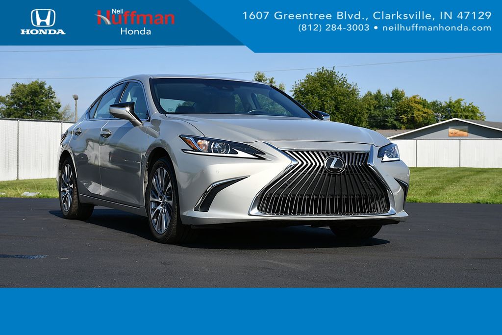 2019 Lexus ES