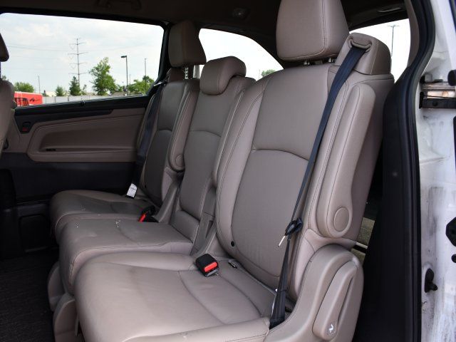 2024 Honda Odyssey Touring - Photo 20