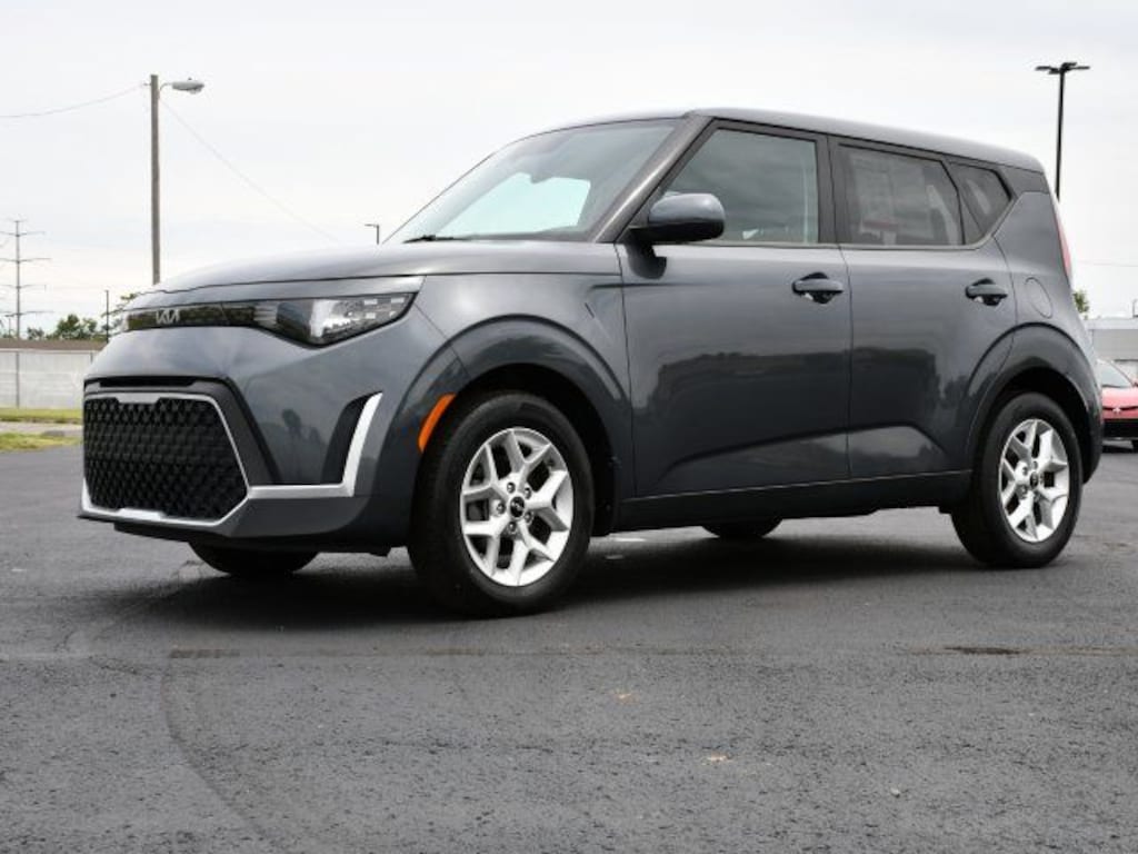 Used 2023 Kia Soul LX Hatchback