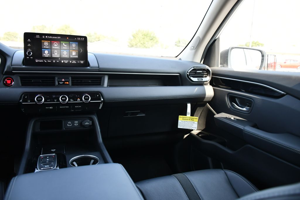 2025 Honda Pilot Touring - Photo 26