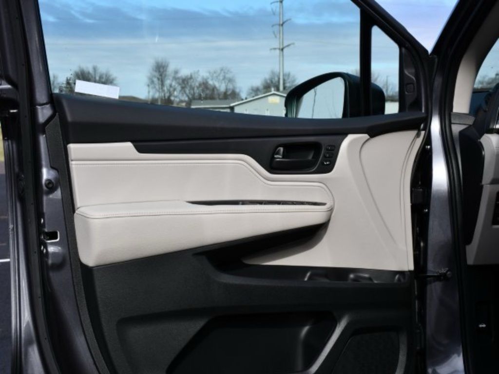 2026 Honda Odyssey EX-L - Photo 10