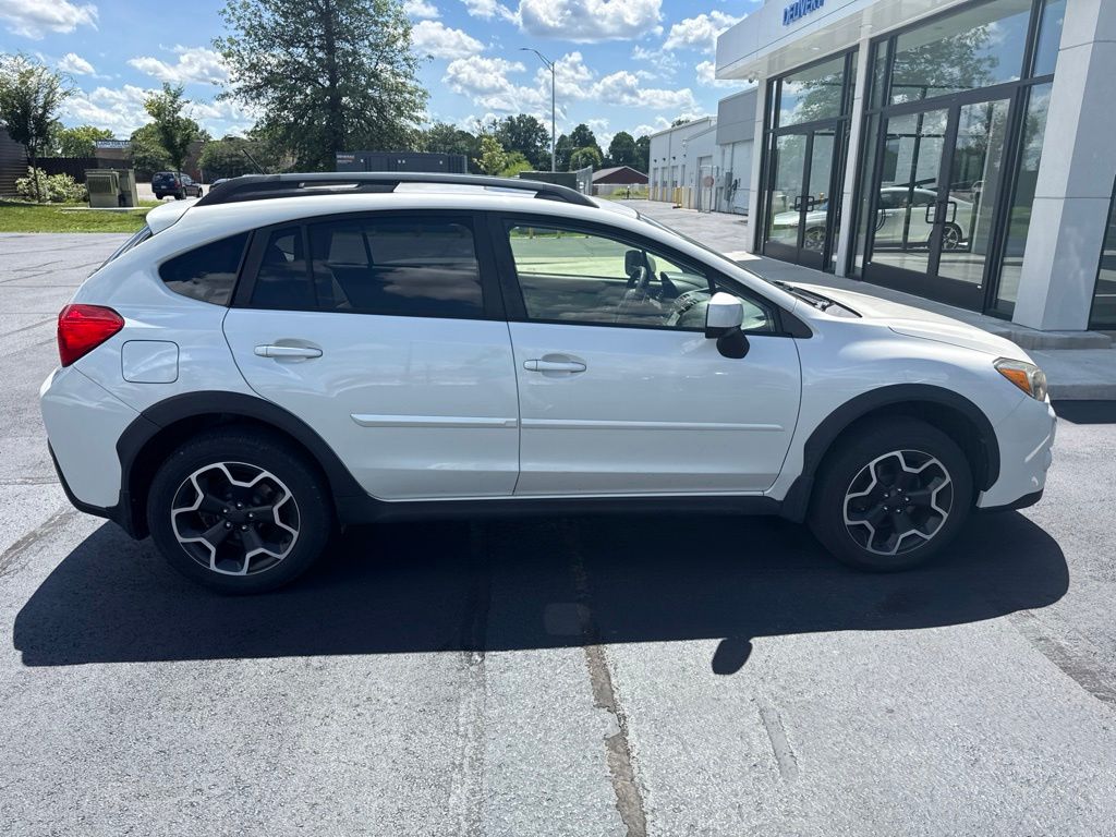 Used 2014 Subaru XV Crosstrek Limited with VIN JF2GPAKC3E8339031 for sale in Clarksville, IN