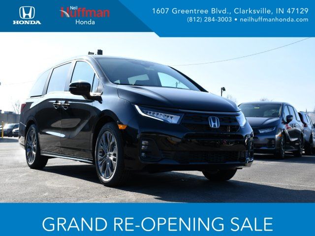 2026 Honda Odyssey Touring's photo
