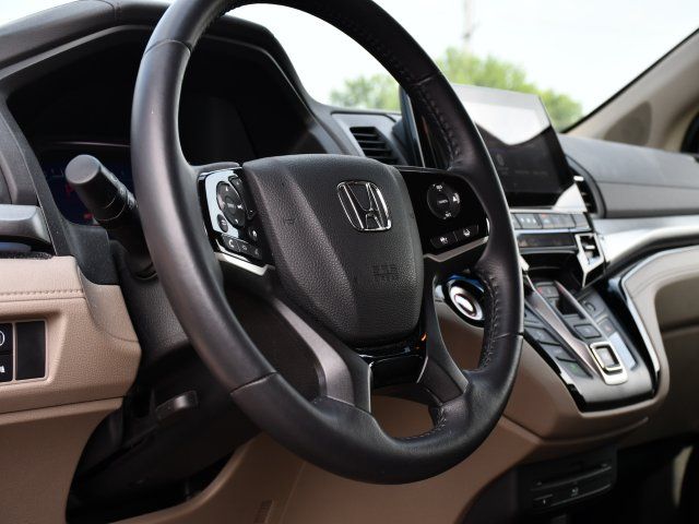 2024 Honda Odyssey Touring - Photo 15