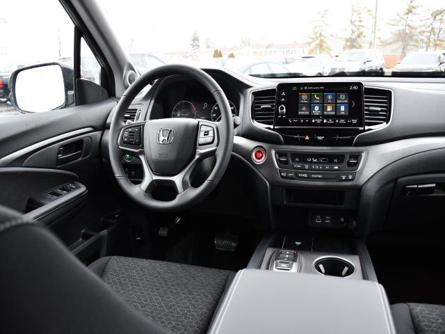 2026 Honda Ridgeline Sport - Photo 17