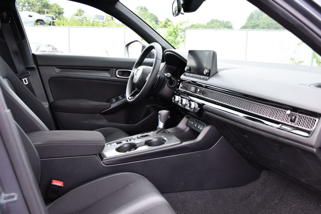2026 Honda Civic Sport - Photo 30