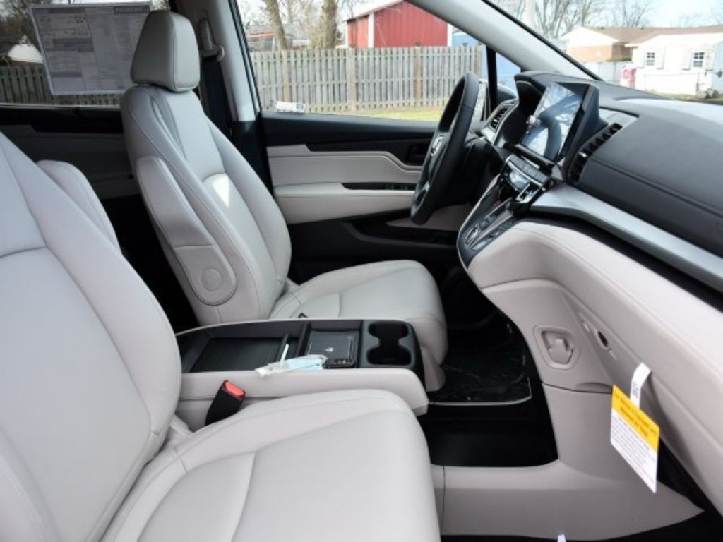 2026 Honda Odyssey EX-L - Photo 33