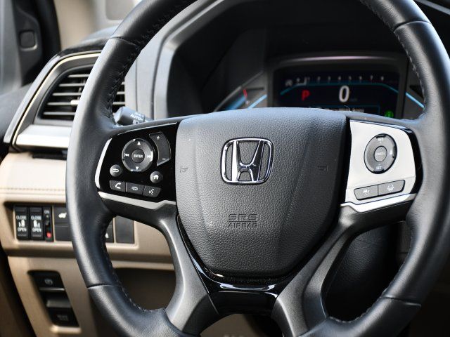 2024 Honda Odyssey Touring - Photo 25